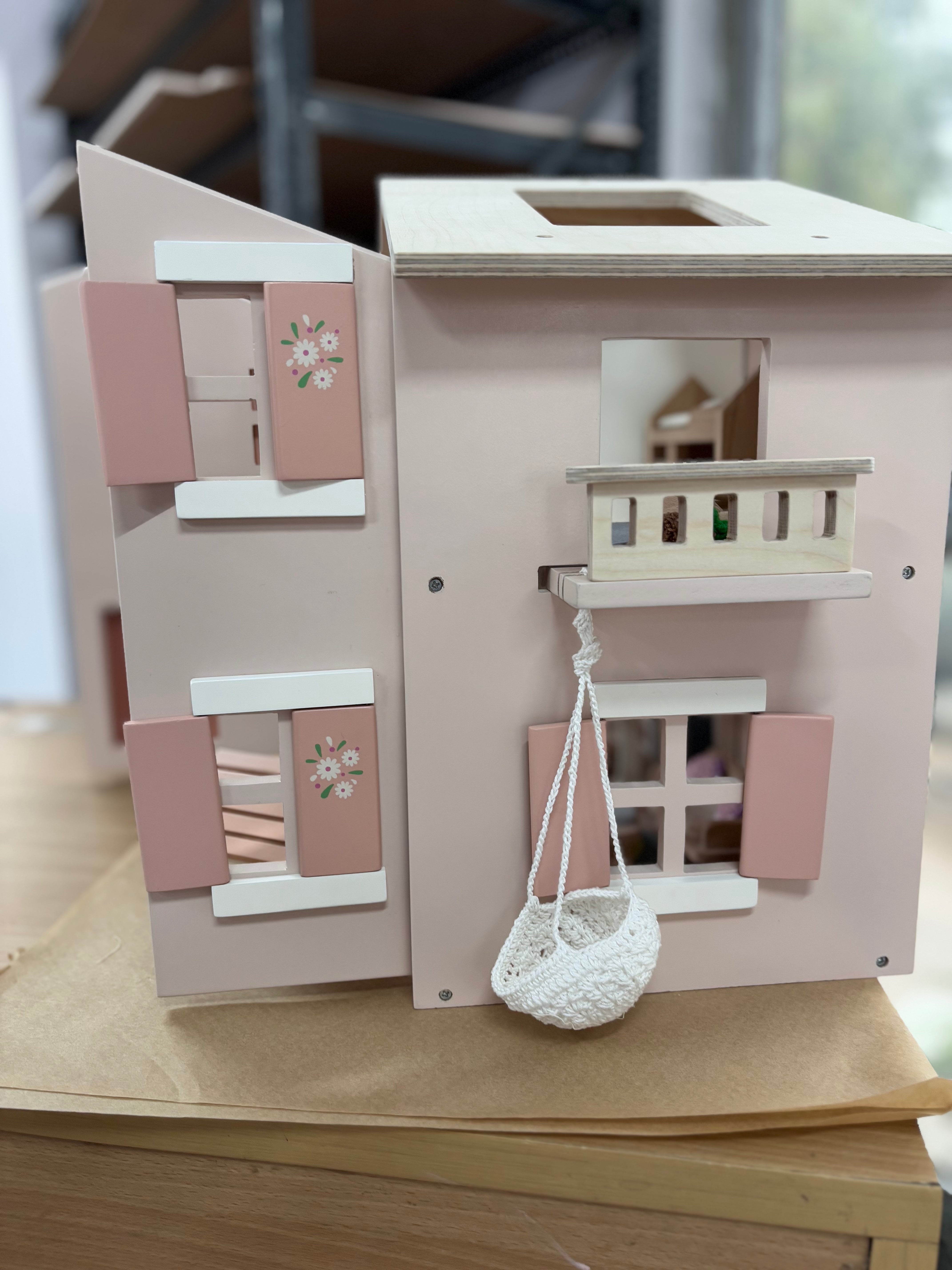 Pop's Doll House