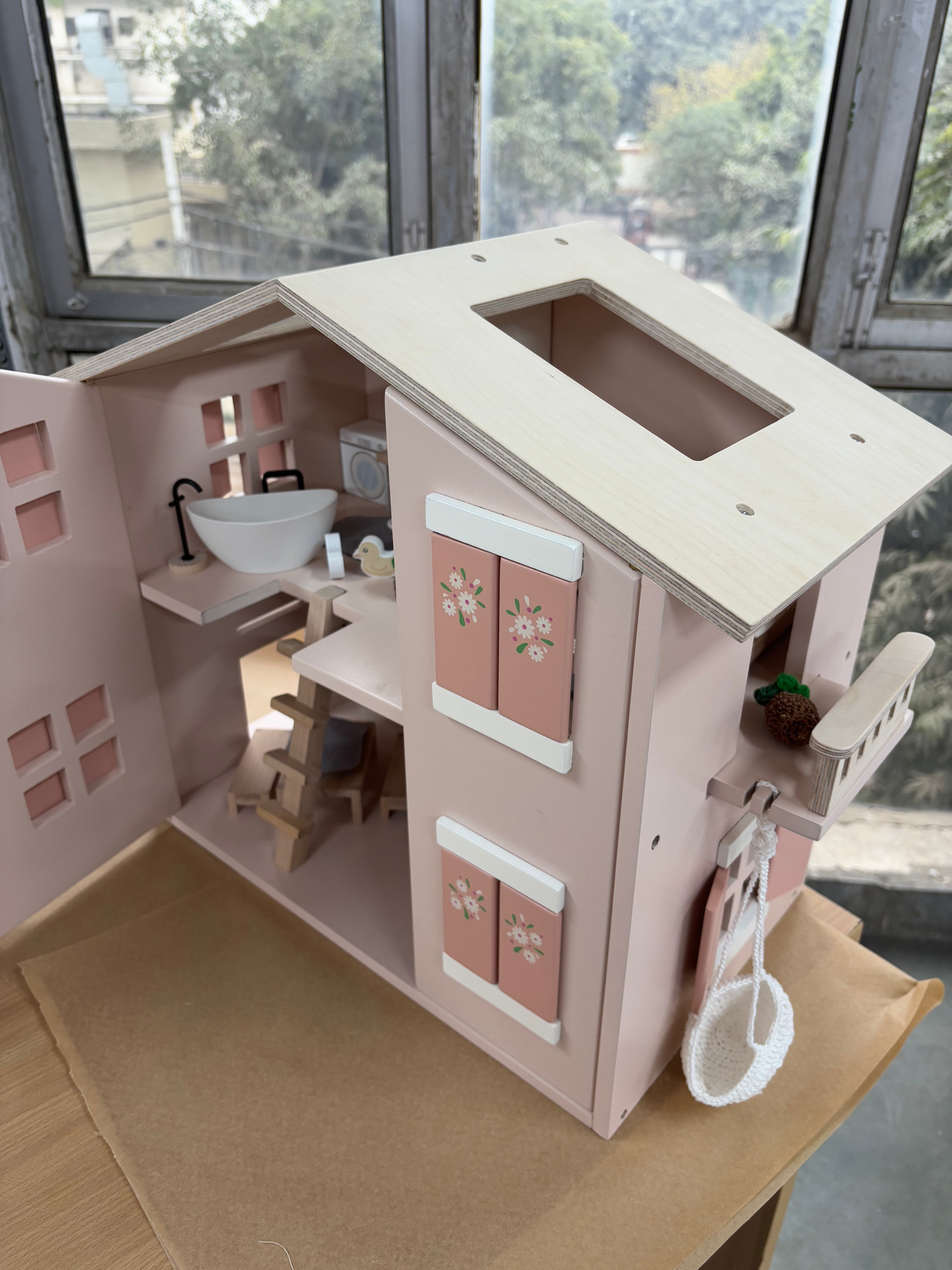 Pop's Doll House