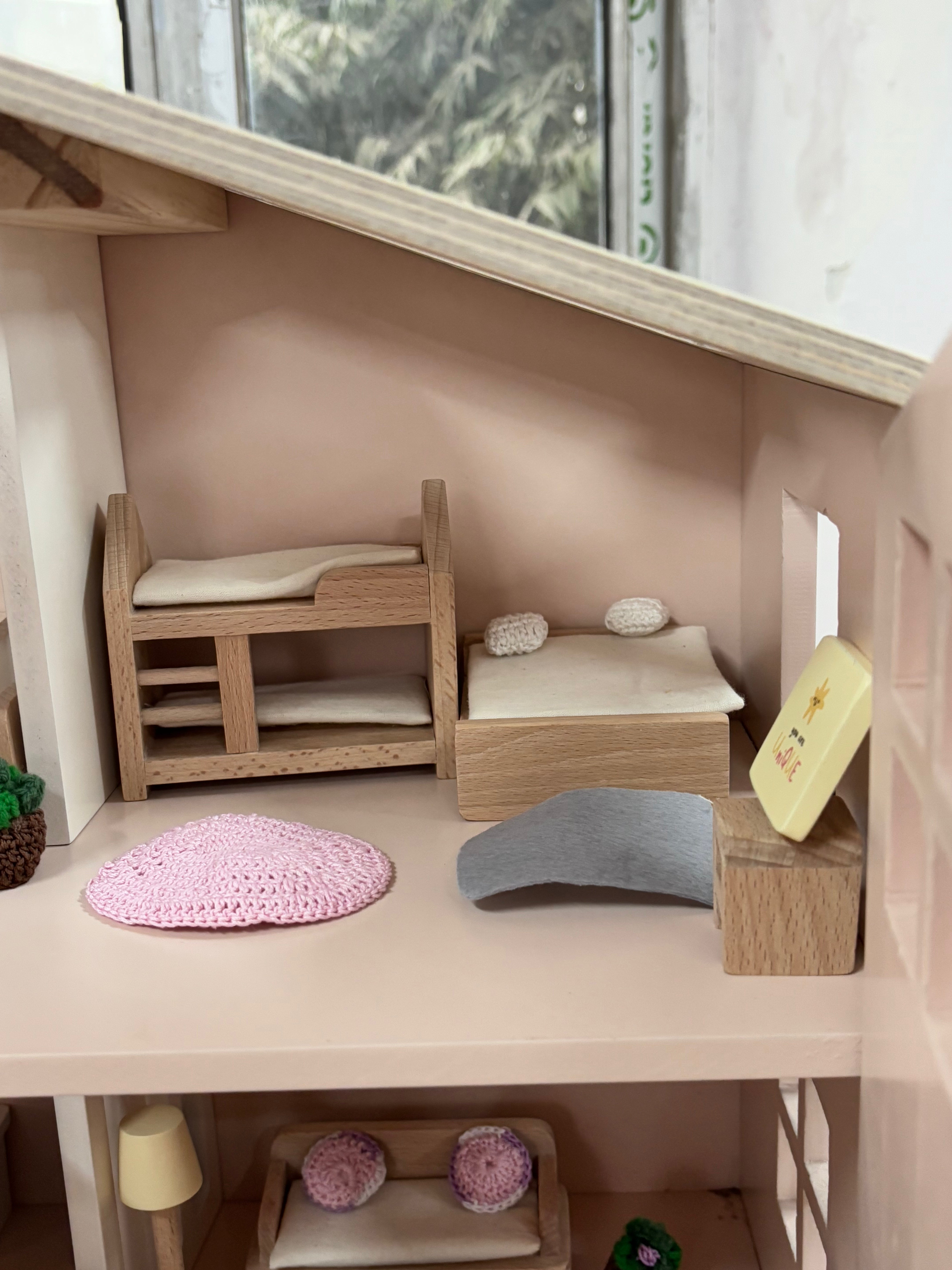 Pop's Doll House