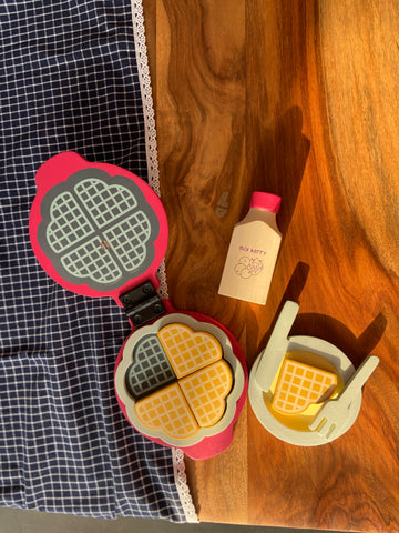 Sweet Treat - Waffle Maker Pink Color